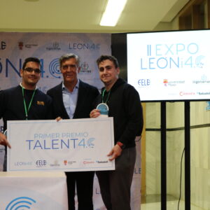 IMG2_Alumnos ganadores ExpoLeóni4