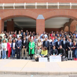 IMG3_Empresas participantes y alumnos ganadores ExpoLeóni4