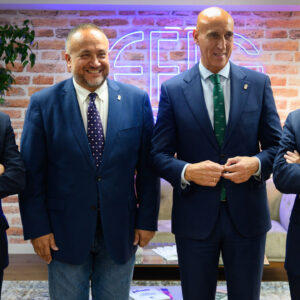 IMG_Inauguraciíon oficina acelera pyme FELE León 2 (1)