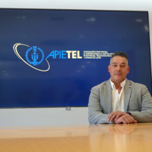 IMG_Ángel Martínez, nuevo presidente APIETEL